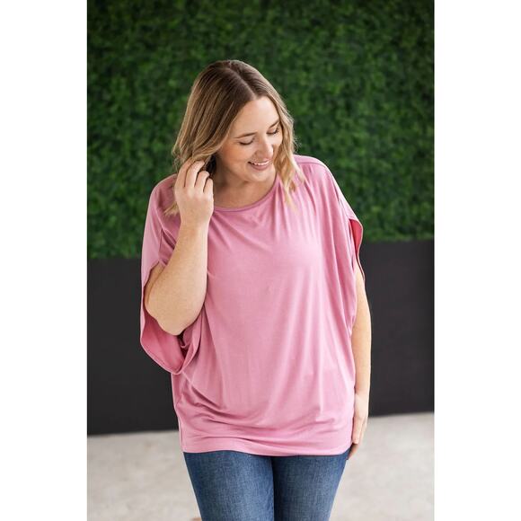 Sleek SImplicity Top - Picture 1 of 5